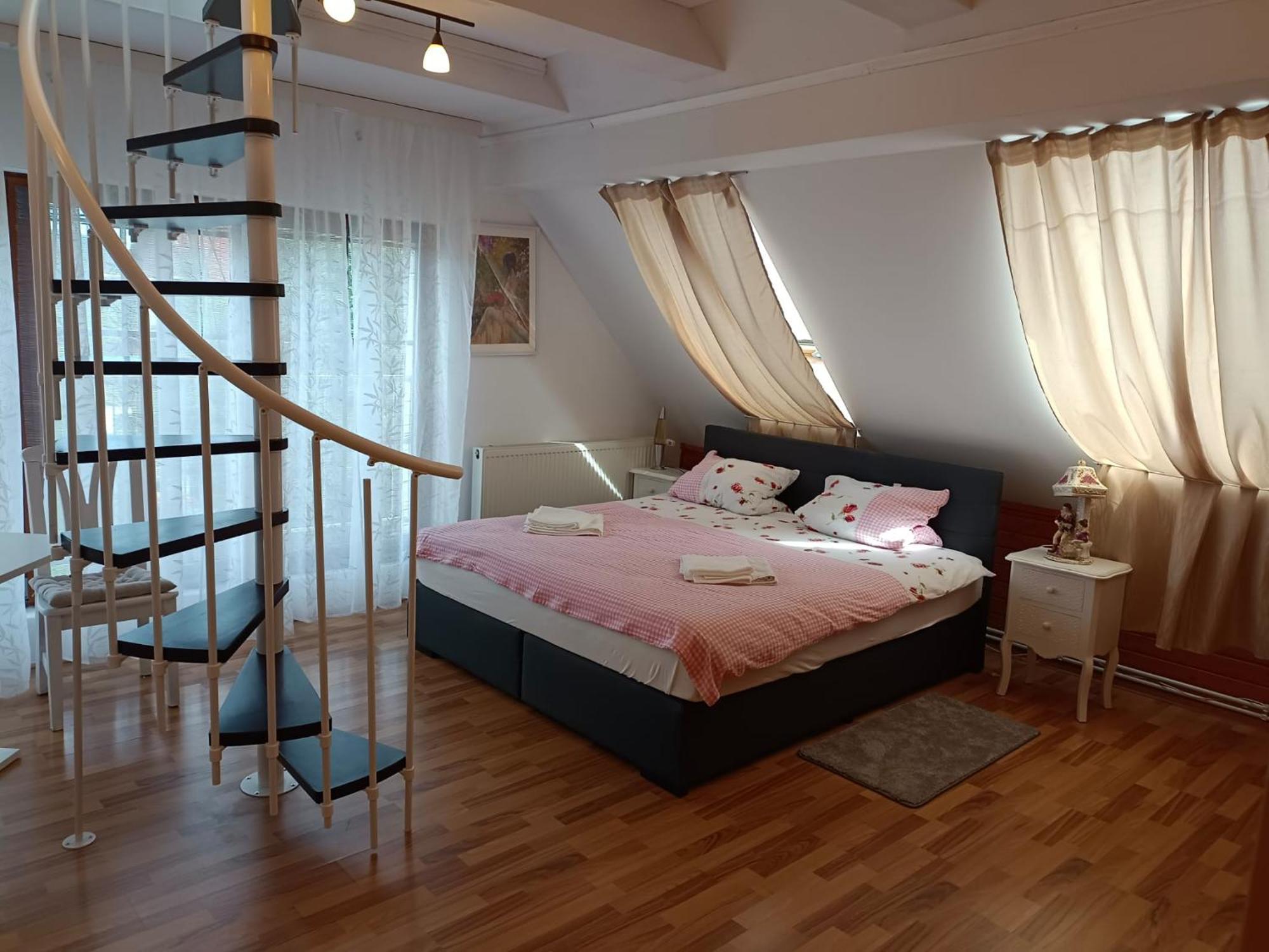Pension Donaublick Grein 2 In Stifterstrasse 19A Екстер'єр фото